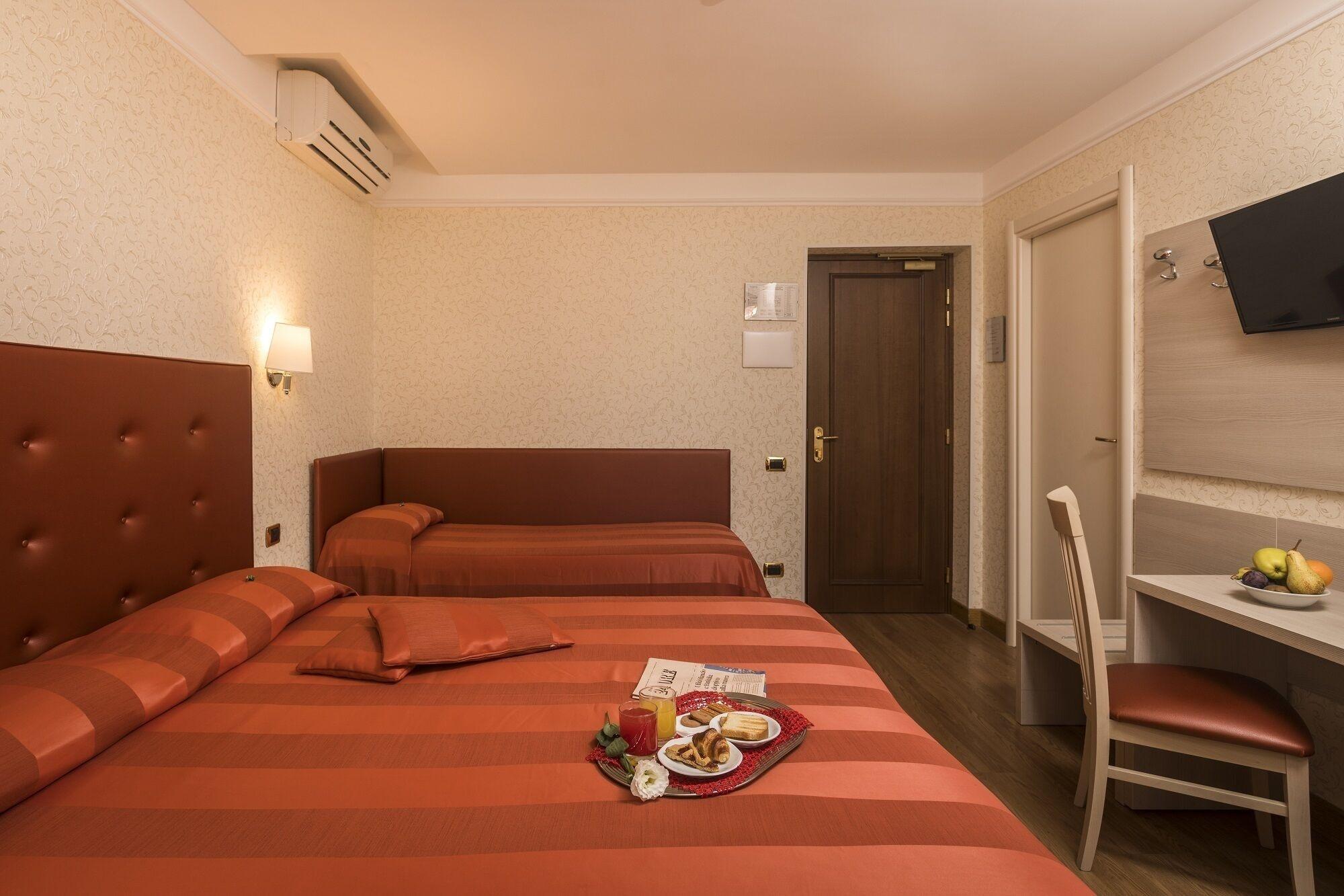 Hotel Villa Rosa Рим Екстериор снимка