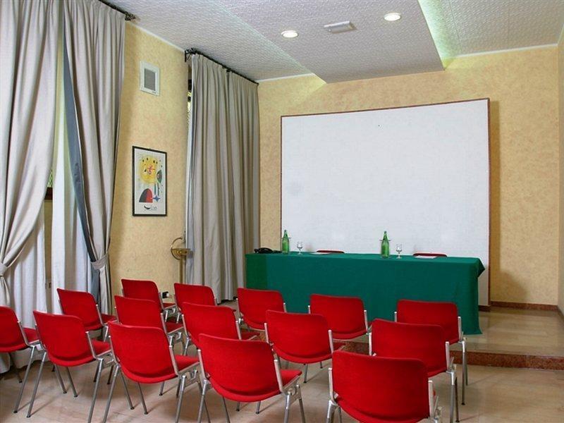 Hotel Villa Rosa Рим Съоръжения снимка