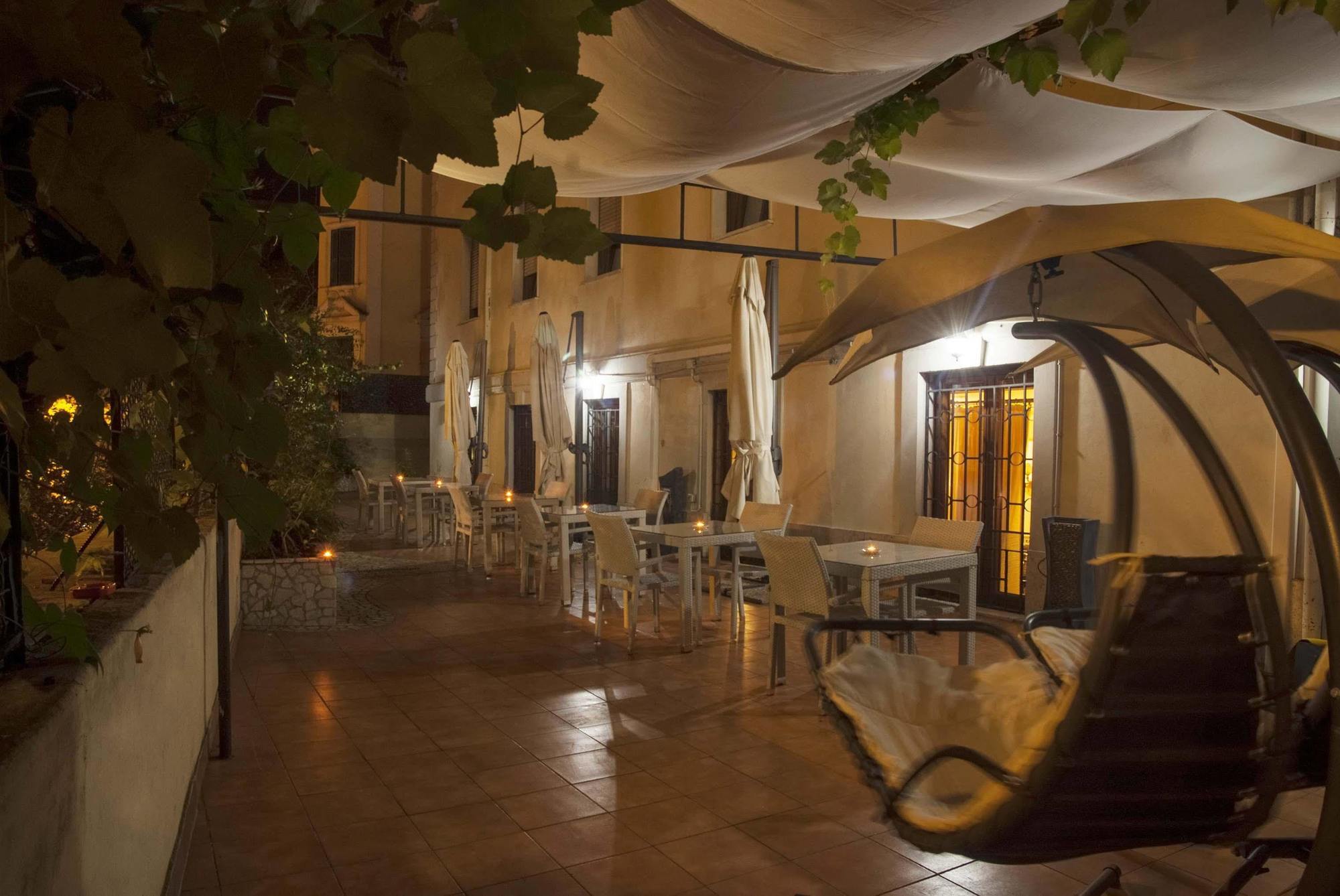 Hotel Villa Rosa Рим Екстериор снимка