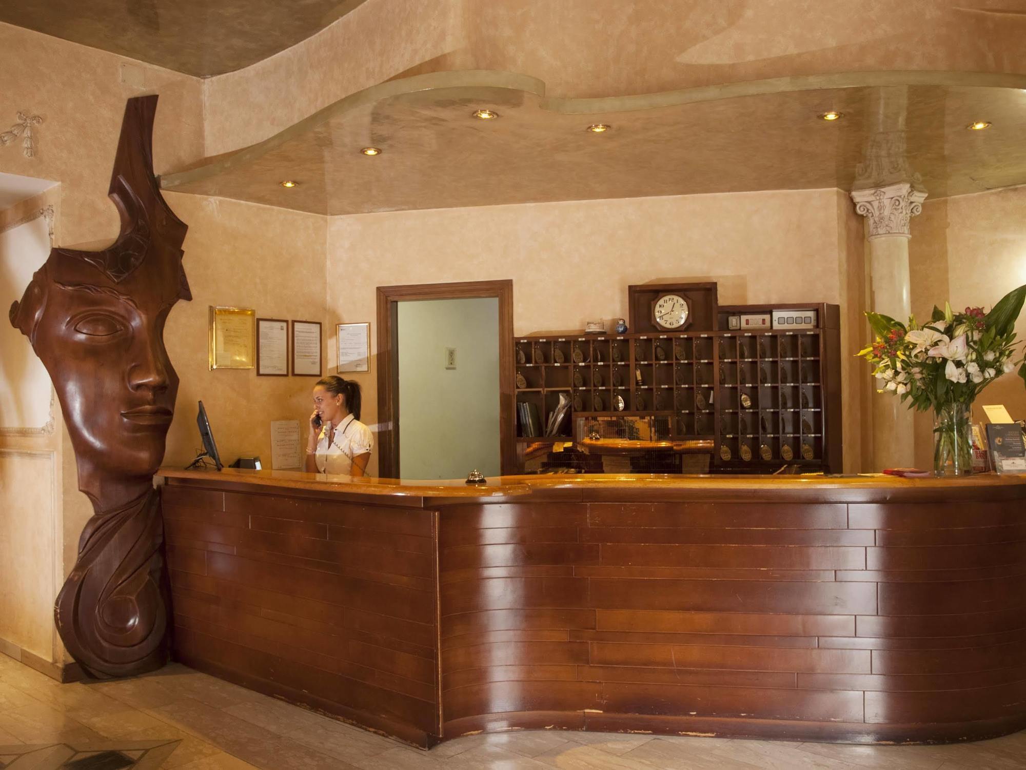 Hotel Villa Rosa Рим Екстериор снимка